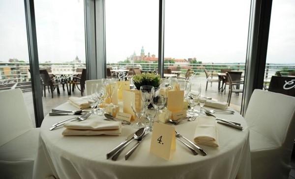 wesele w krakowie, miejsce na wesele, hotel kossak, restauracja oranżeria